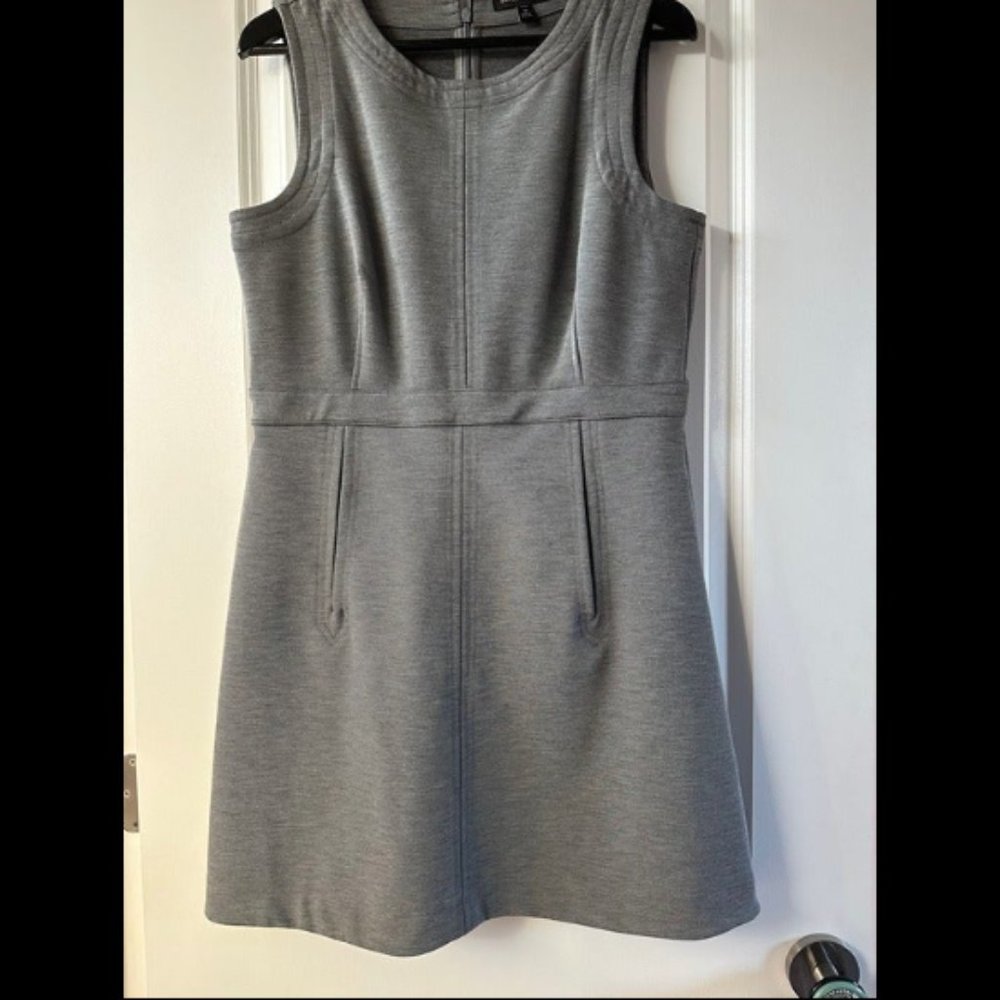 Banana Republic sleeveless dress, size 12 Petite